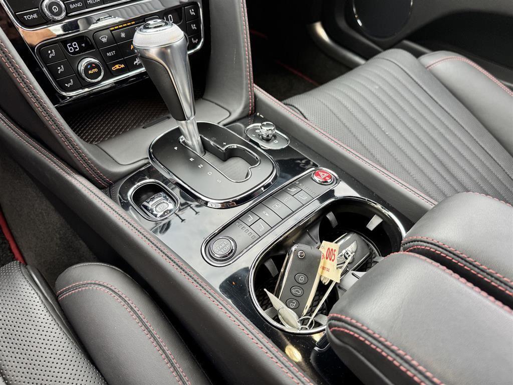 2018 Bentley Flying Spur V8 S photo 51