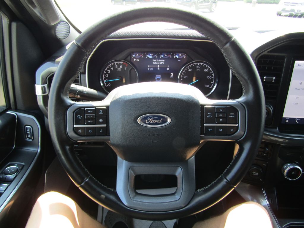 2023 Ford F-150 XLT photo 20