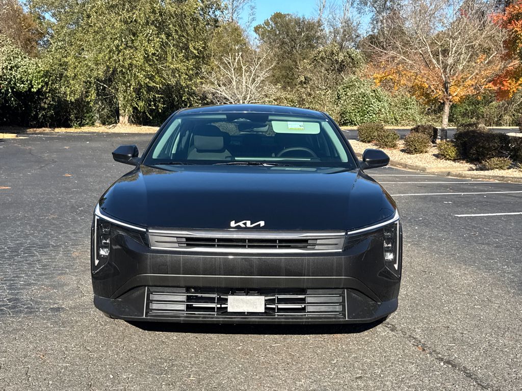 2025 Kia K4 LXS photo 3