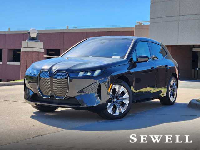 2026 BMW iX 45's photo