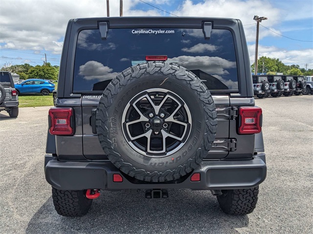 2024 Jeep Wrangler Rubicon photo 2