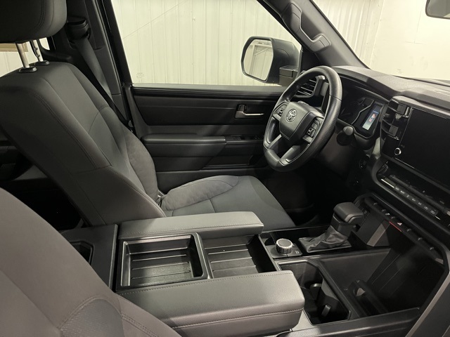 2025 Toyota Tundra SR5 photo 16