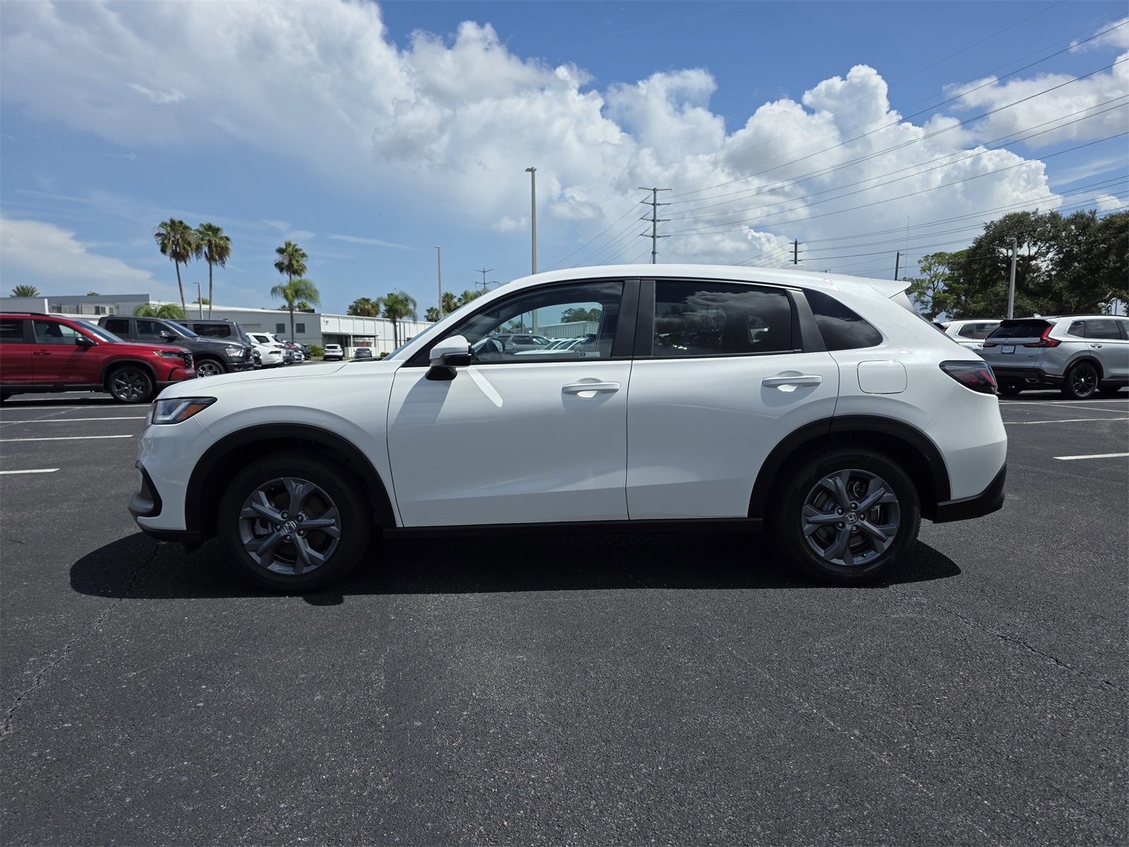 2026 Honda HR-V LX photo 6