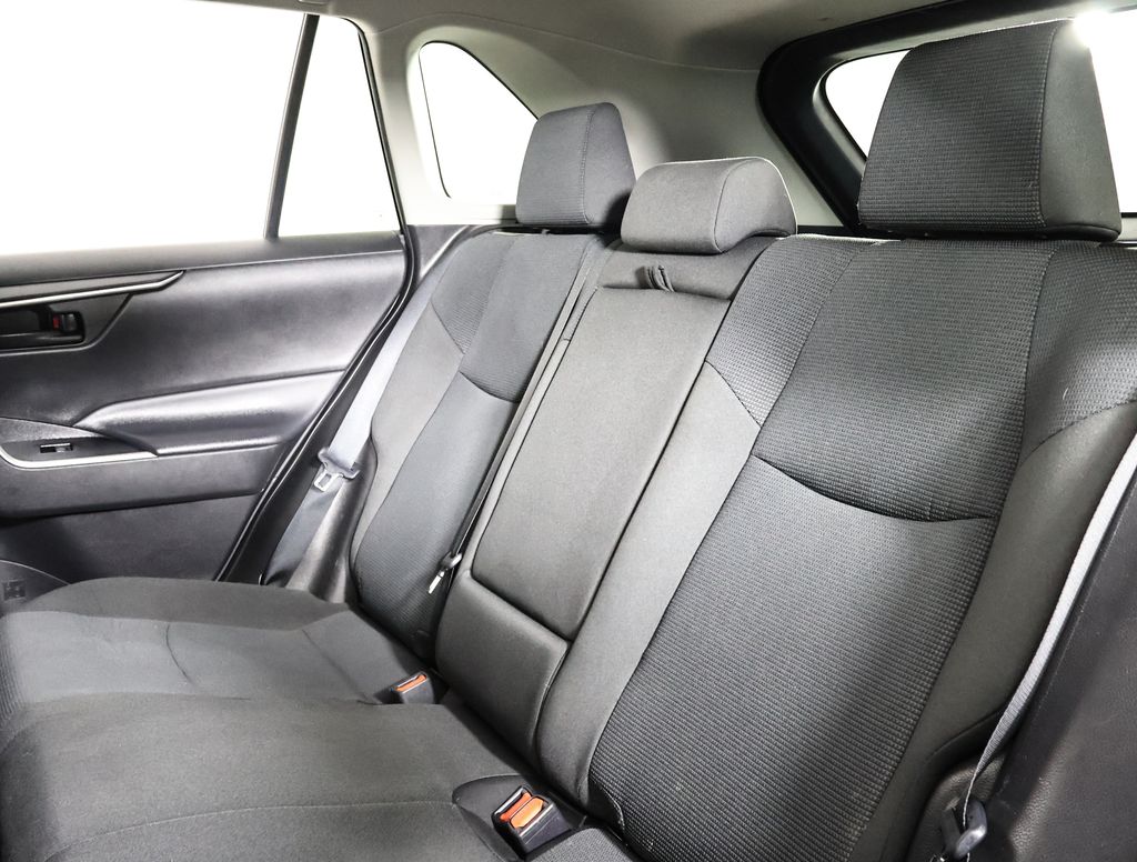2022 Toyota RAV4 Hybrid LE photo 10