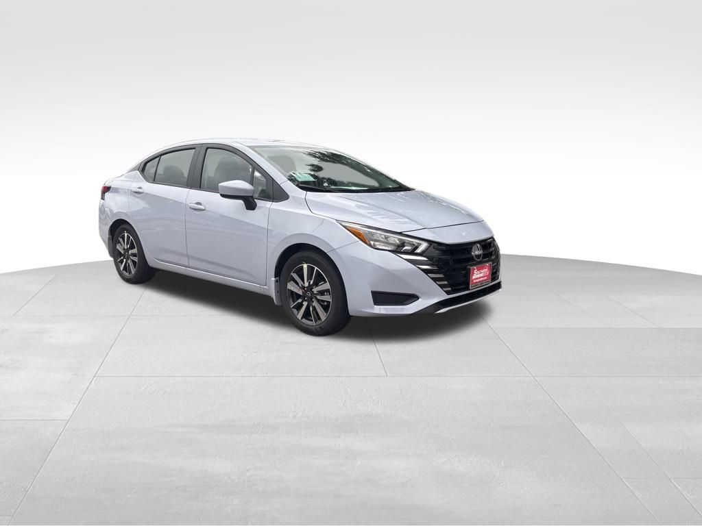 2025 Nissan Versa SV photo 5