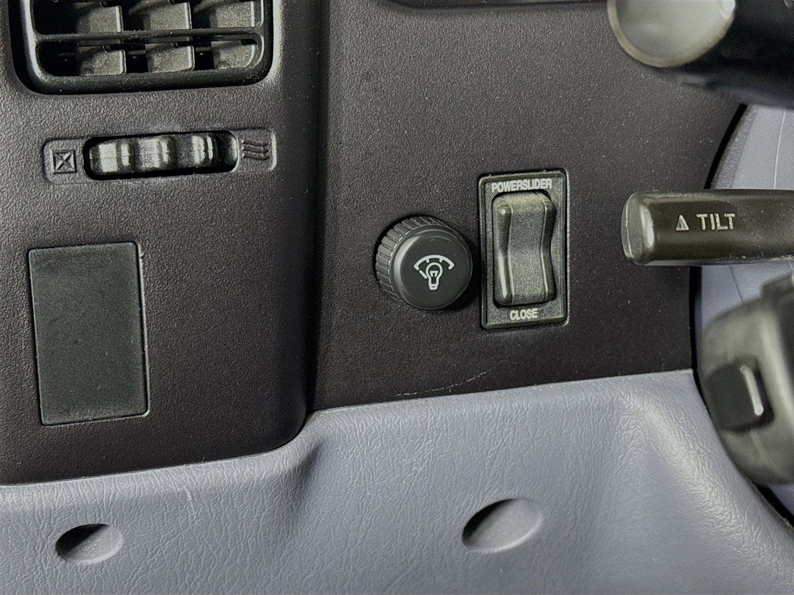 1999 Toyota Tacoma Base photo 10