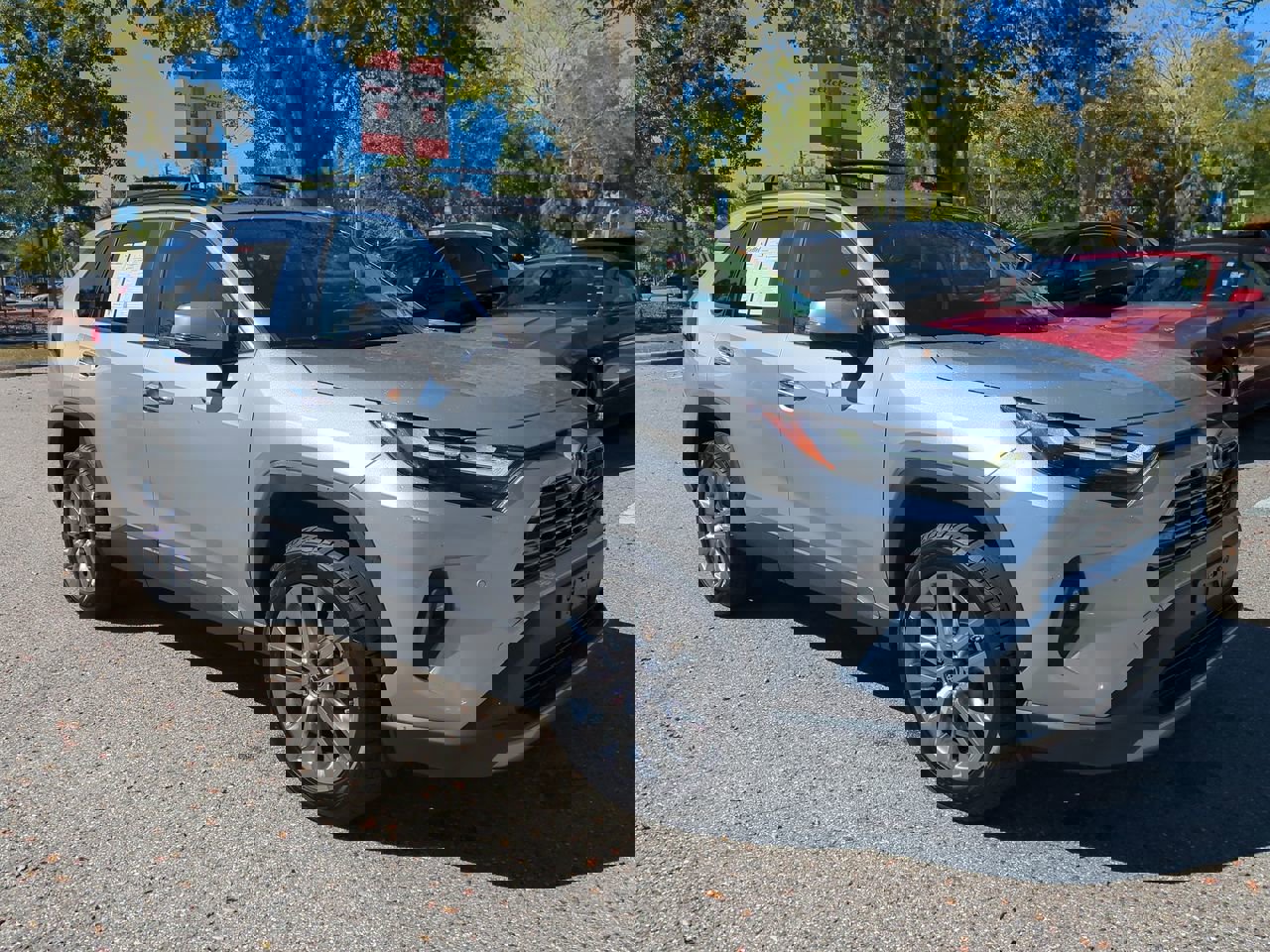 2023 Toyota RAV4 Limited photo 3