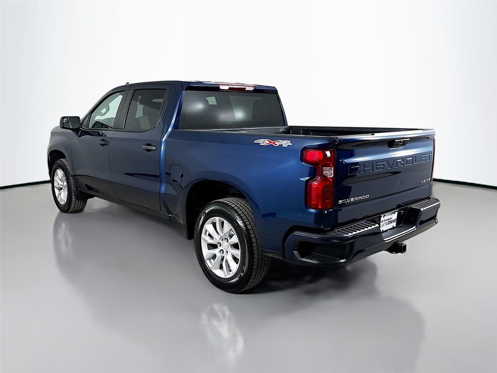 2022 Chevrolet Silverado 1500 Custom photo 4