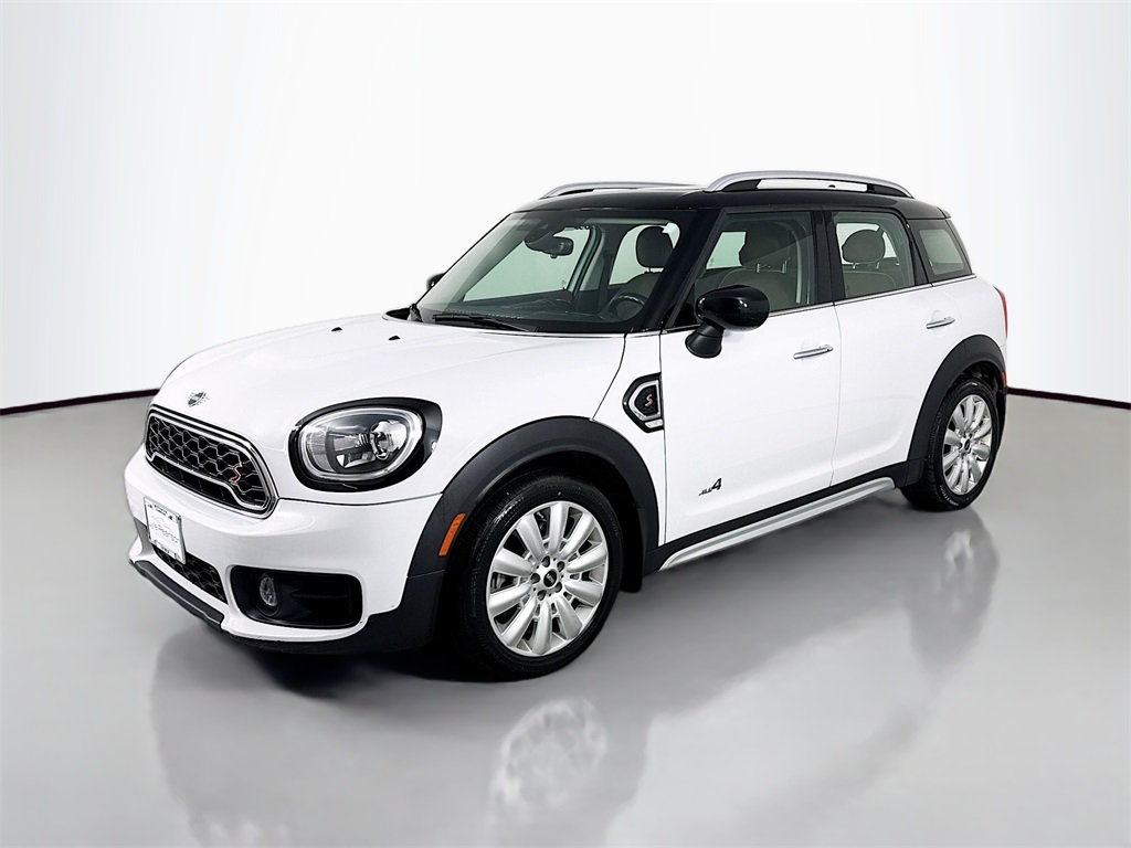 2020 MINI Countryman S's photo