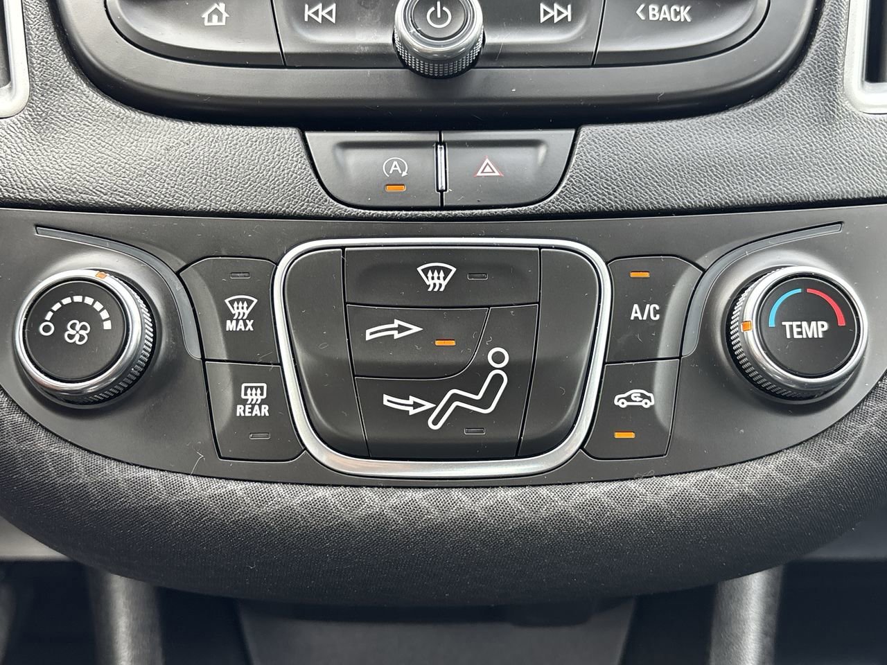 2020 Chevrolet Malibu LS photo 21