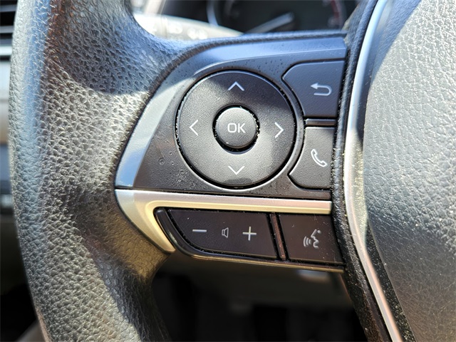 2023 Toyota Camry LE photo 18