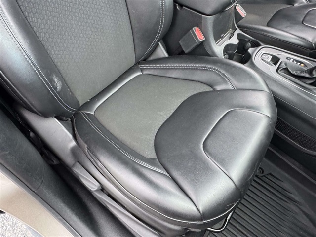 2019 Jeep Cherokee Latitude photo 14