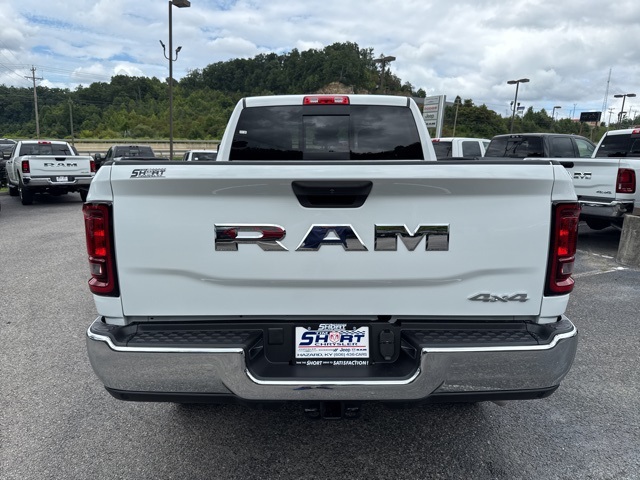 2026 Ram 2500 Tradesman photo 4