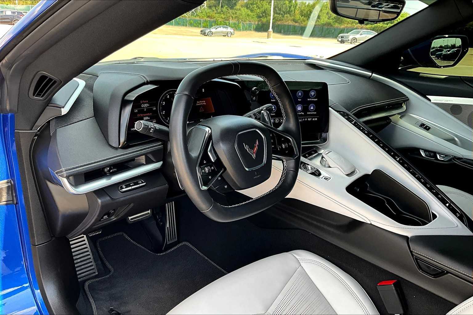 2022 Chevrolet Corvette 2LT photo 12