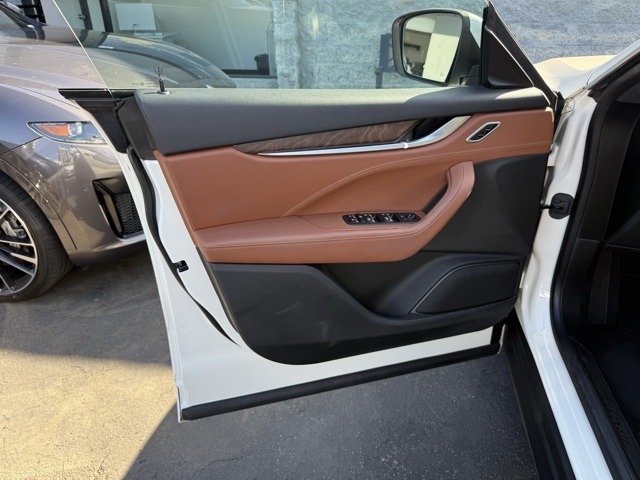 2022 Maserati Levante Modena photo 3