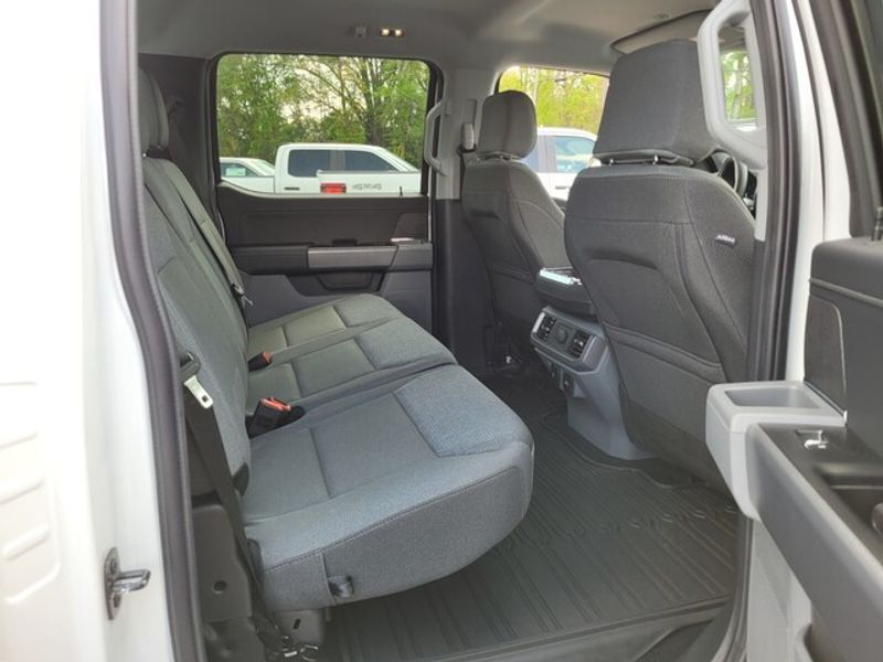 2025 Ford F-150 XLT photo 11