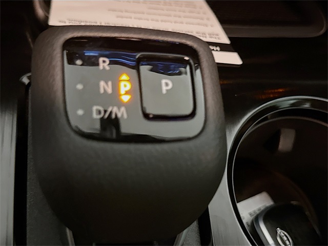 2026 Nissan Rogue SV photo 14