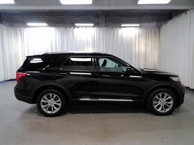 2024 Ford Explorer Limited photo 2