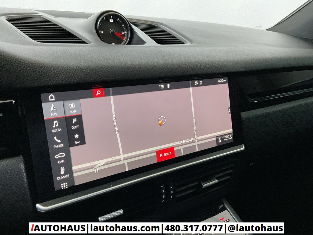 2019 Porsche Cayenne Base photo 21