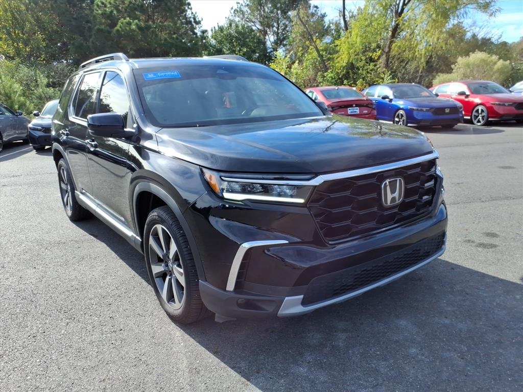 2023 Honda Pilot Touring's photo