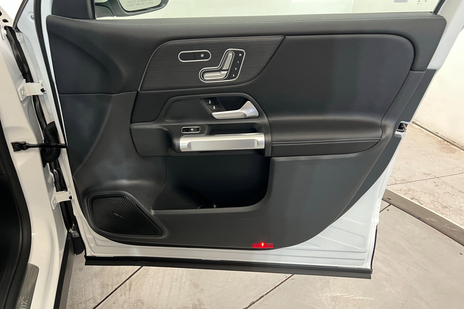 2026 Mercedes Benz GLB 250 4MATIC photo 23