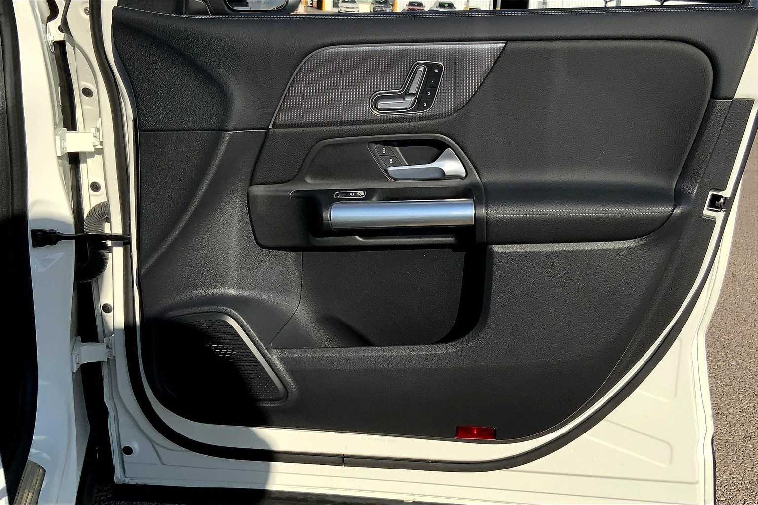 2021 Mercedes Benz GLA 250 photo 21