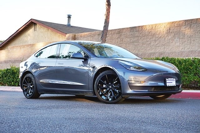 2022 Tesla Model 3 Long Range