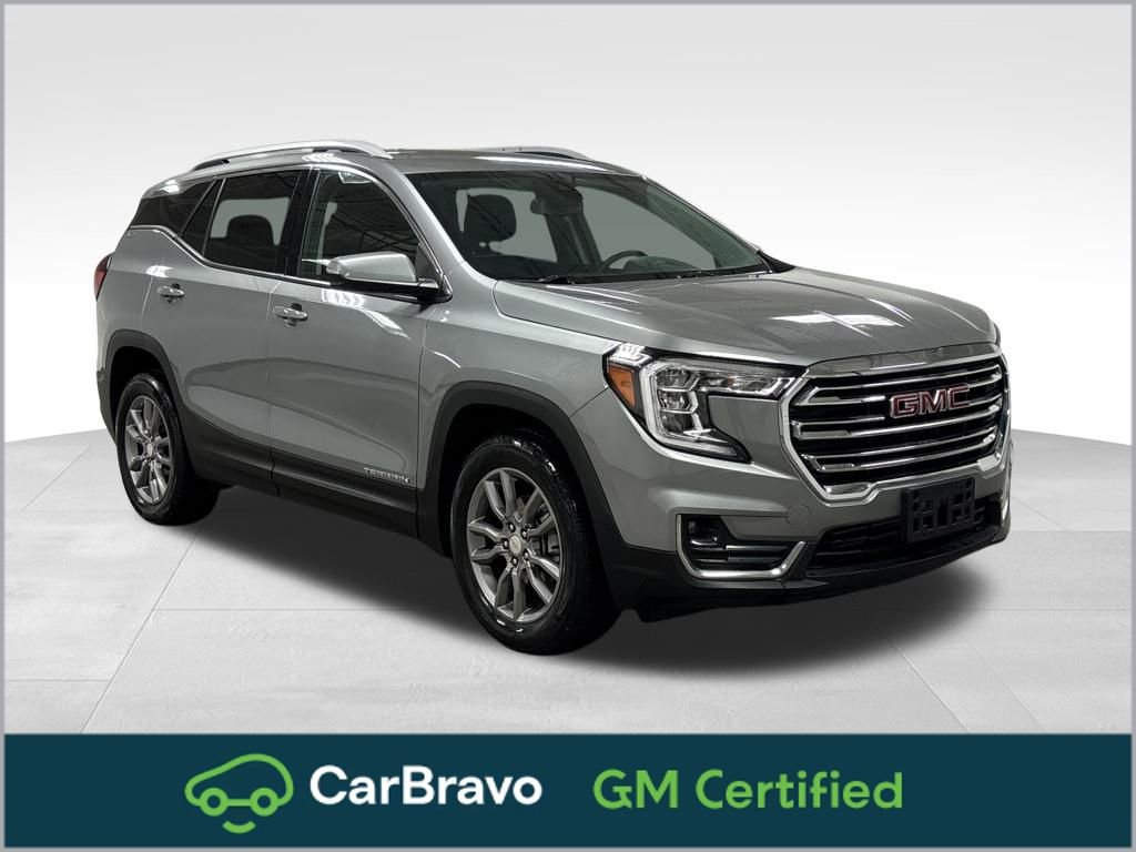 2024 GMC Terrain SLT's photo