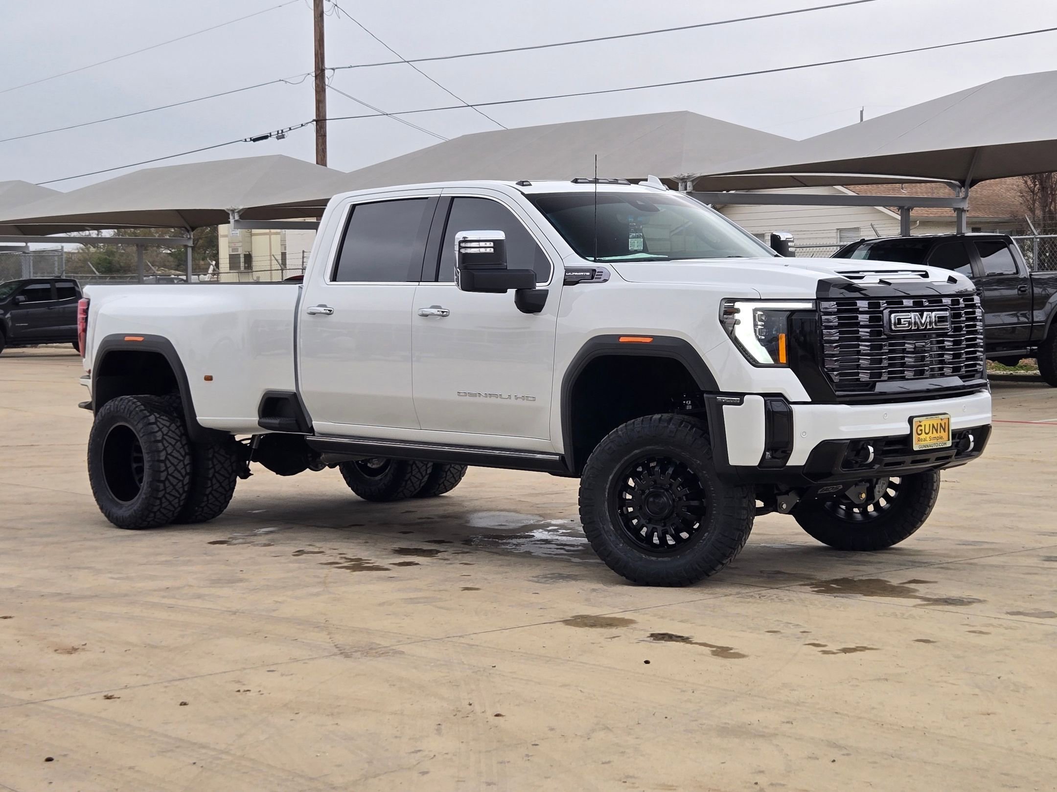 2025 GMC Sierra 3500HD Denali Ultimate's photo