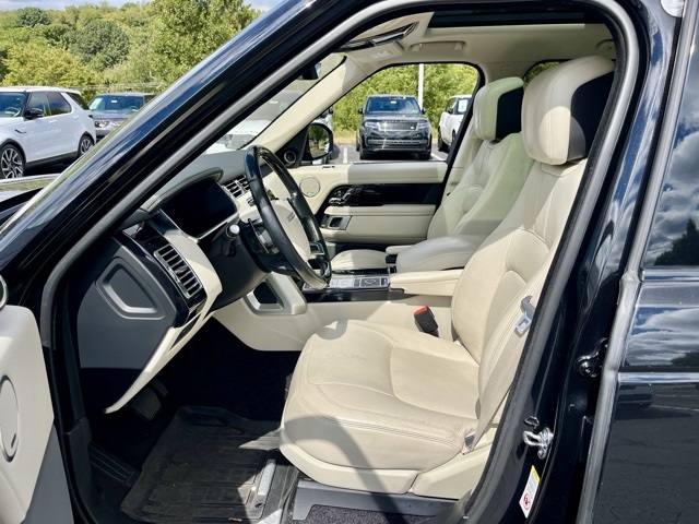 2019 Land Rover Range Rover SuperCharged photo 9