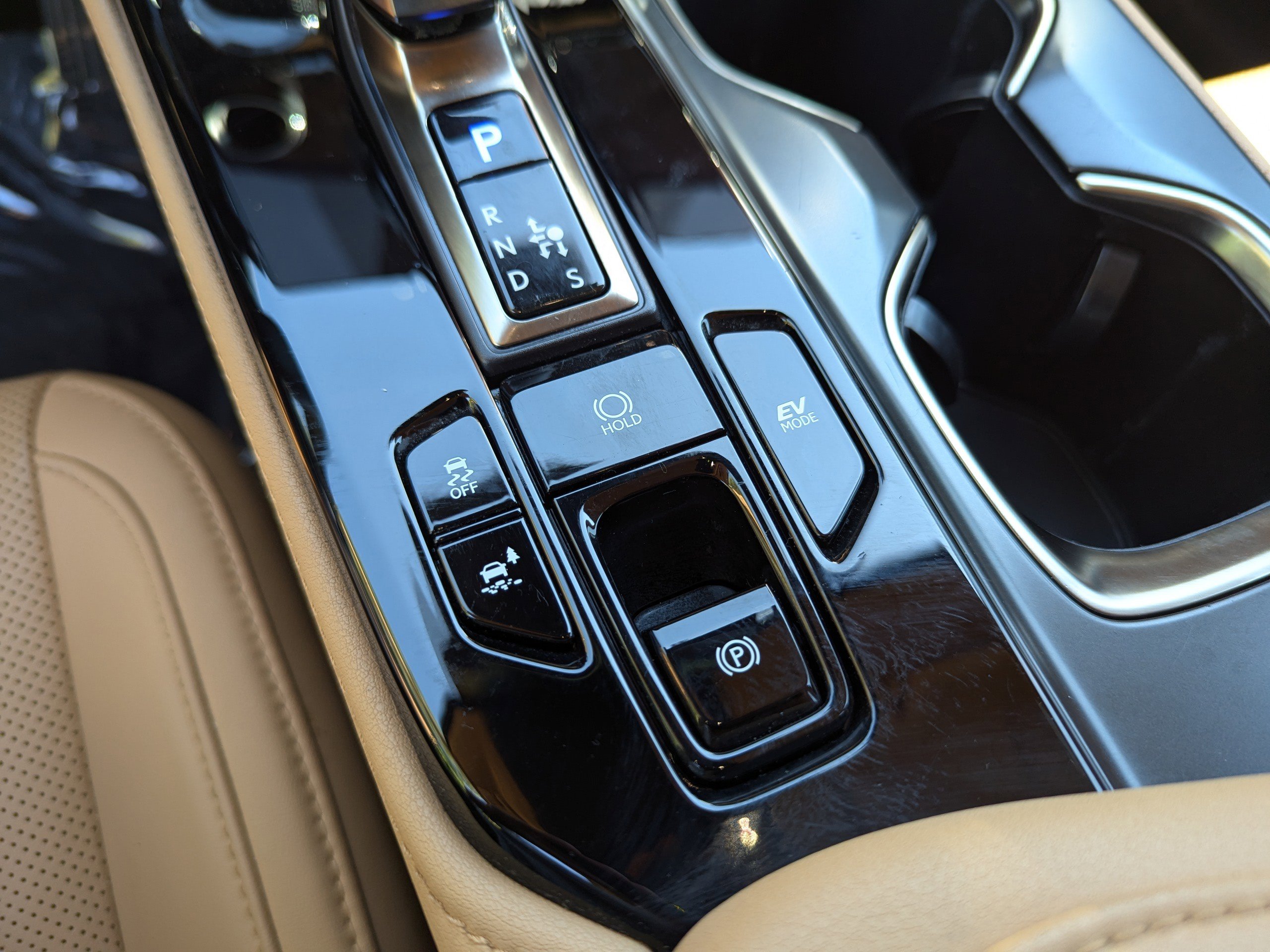 2025 Lexus NX 350h Luxury photo 28