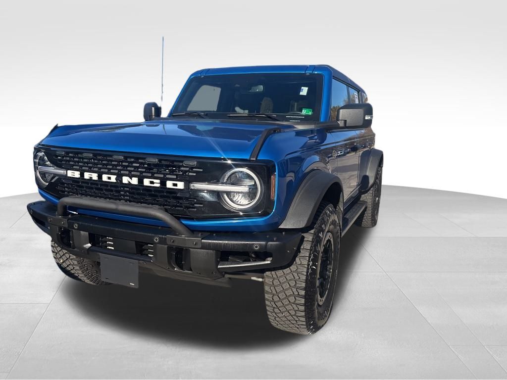 2024 Ford Bronco Wildtrak photo 2