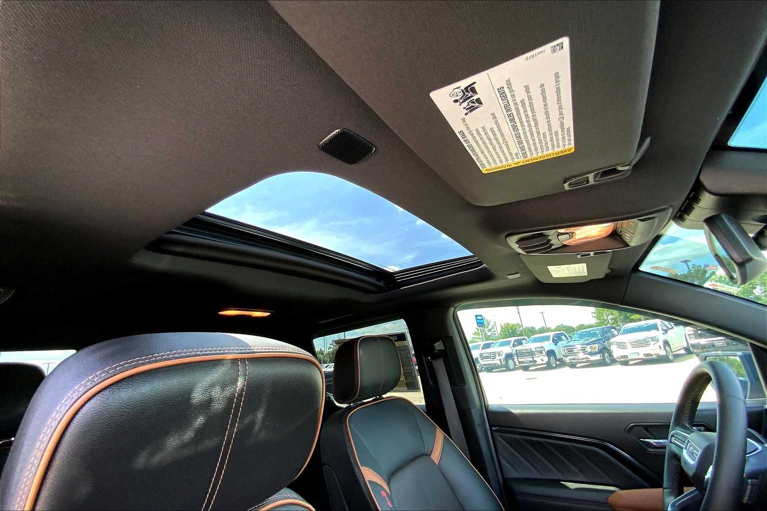 2023 Gmc Canyon AT4 photo 12