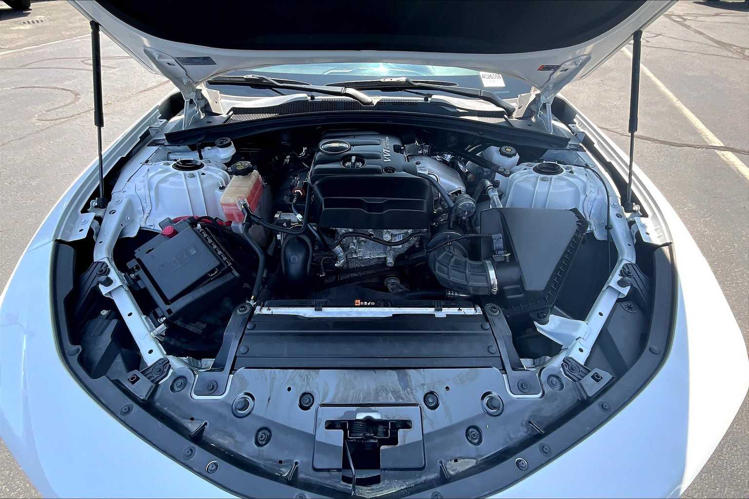 2021 Chevrolet Camaro 1LT photo 26