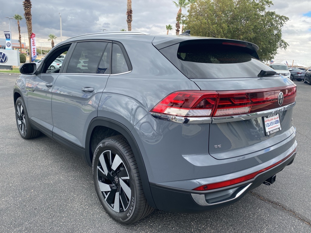 2026 Volkswagen Atlas Cross Sport SE Technology photo 3