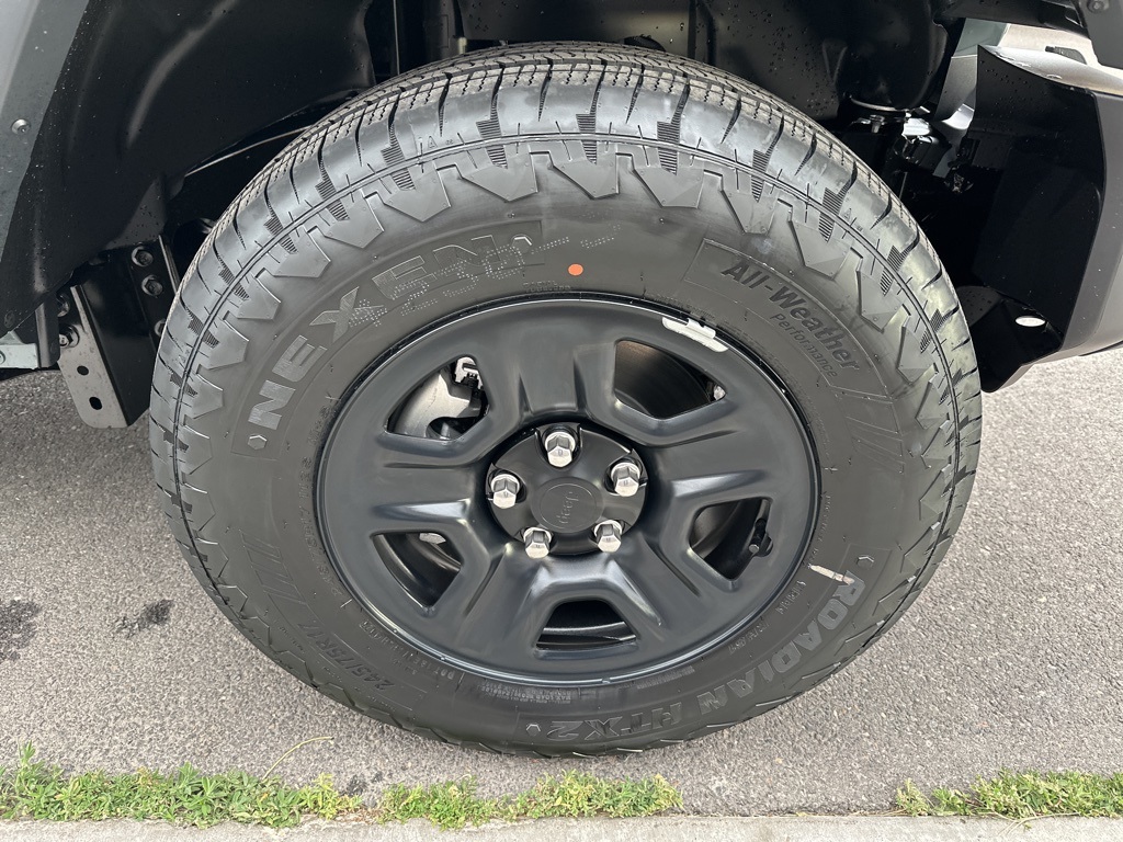 2025 Jeep Wrangler Sport photo 36