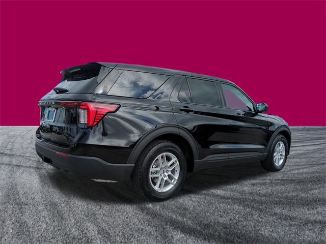 2026 Ford Explorer photo 3