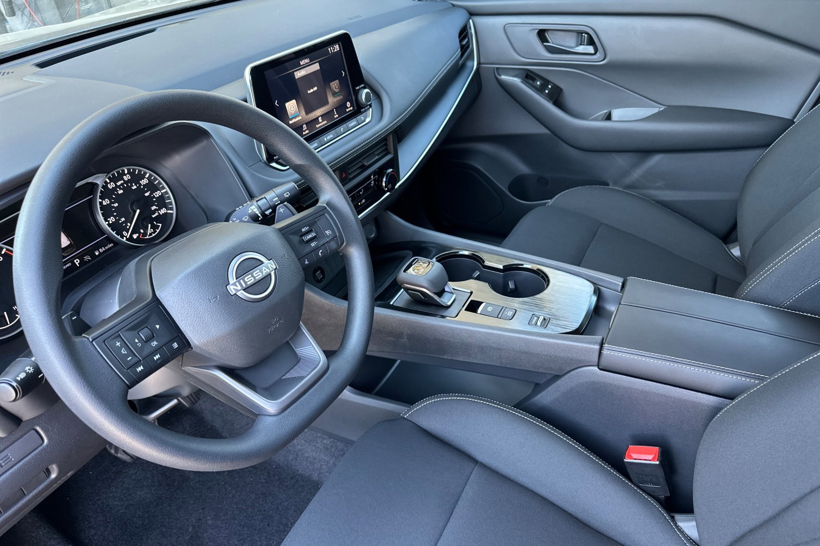 2026 Nissan Rogue S photo 10