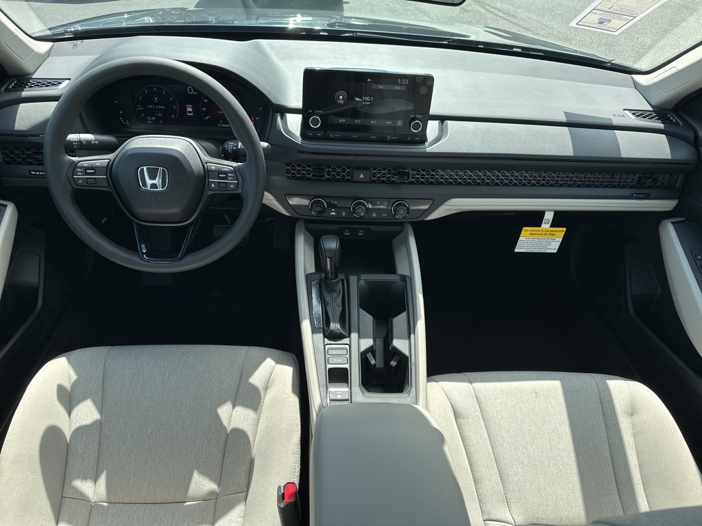 2025 Honda Accord LX photo 16