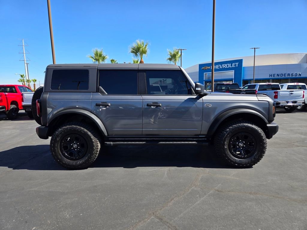 2022 Ford Bronco Base photo 7