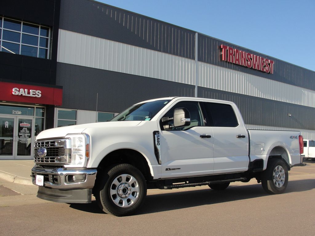2024 Ford F-250 Super Duty XLT's photo