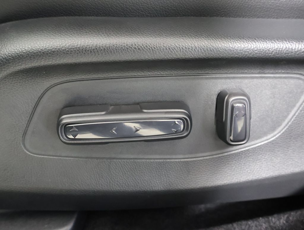 2026 Honda HR-V Sport photo 8