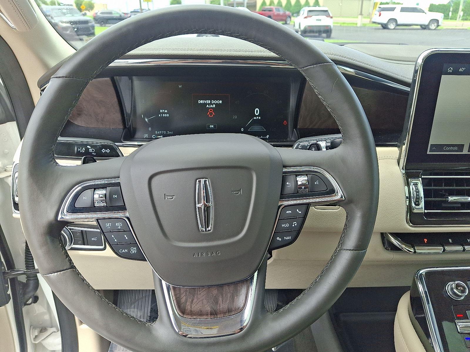 2020 Lincoln Navigator L Reserve photo 21