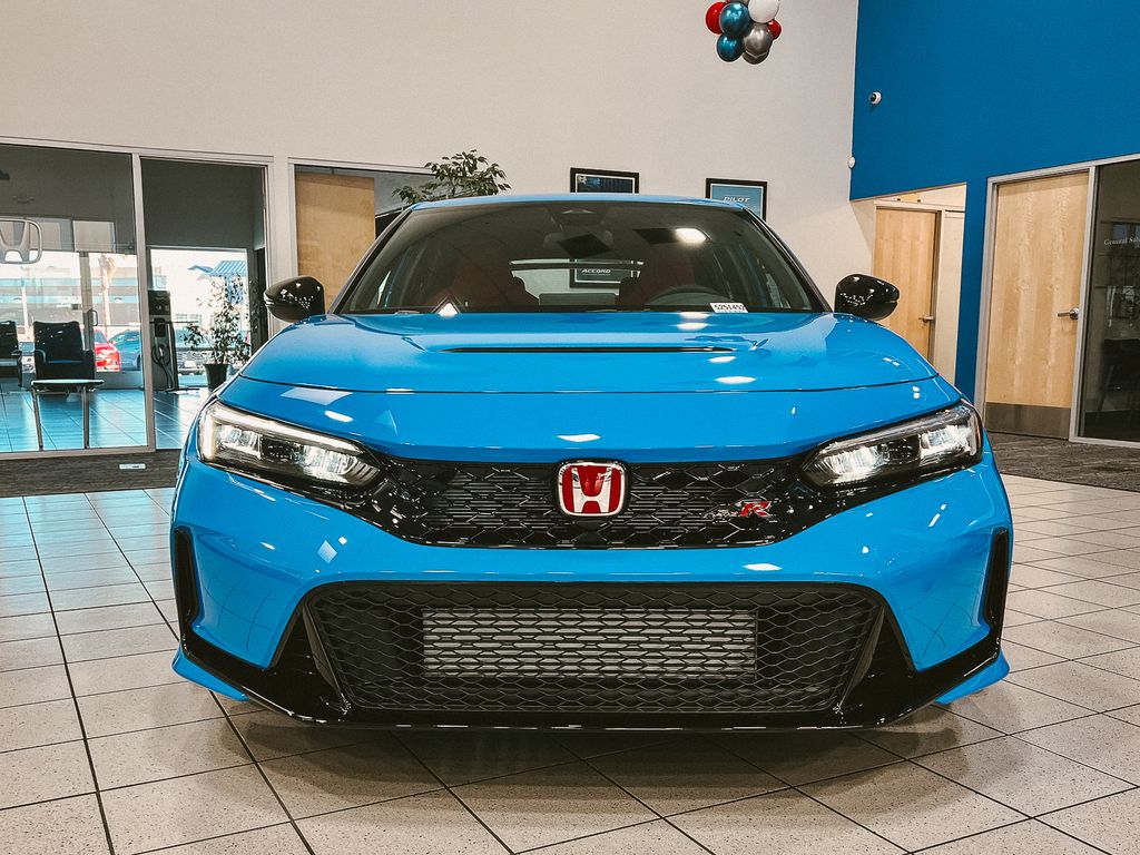 2025 Honda Civic Type R photo 2
