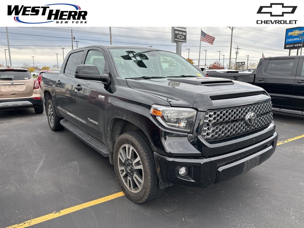 2020 Toyota Tundra SR5's photo