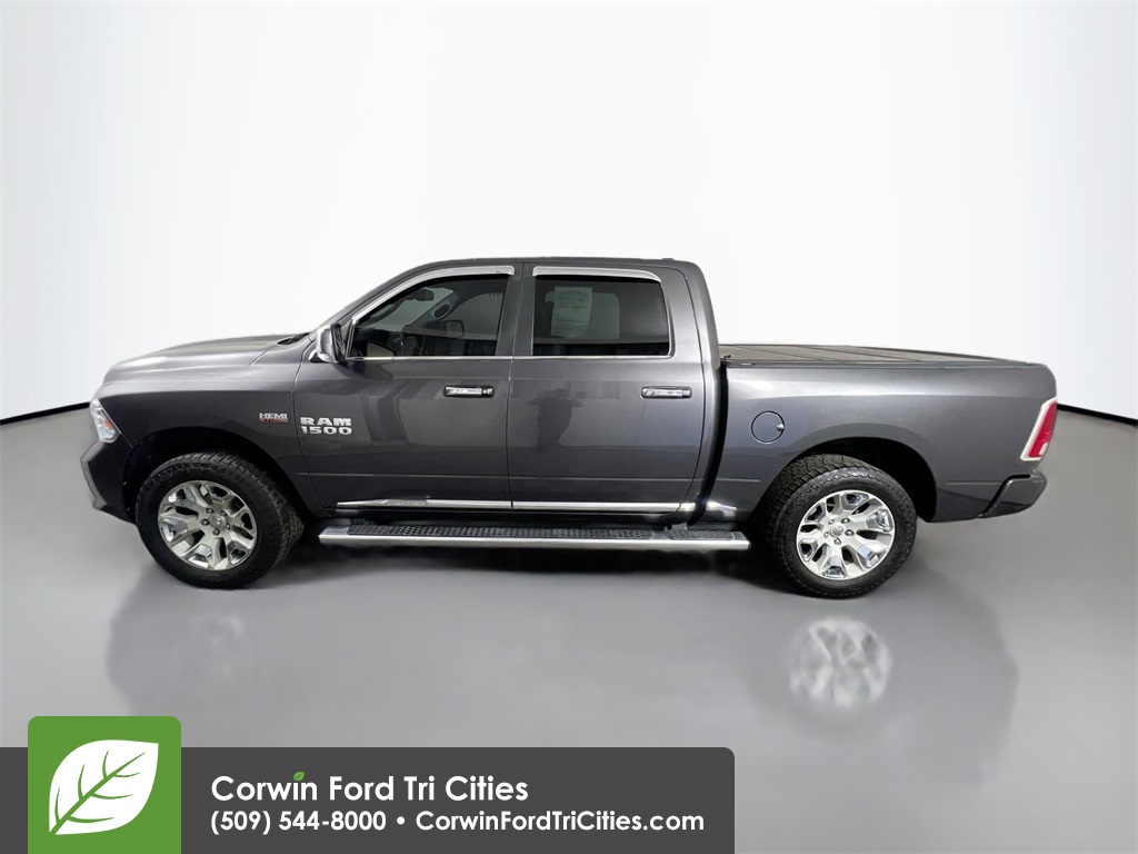 2016 Ram 1500 Limited photo 2