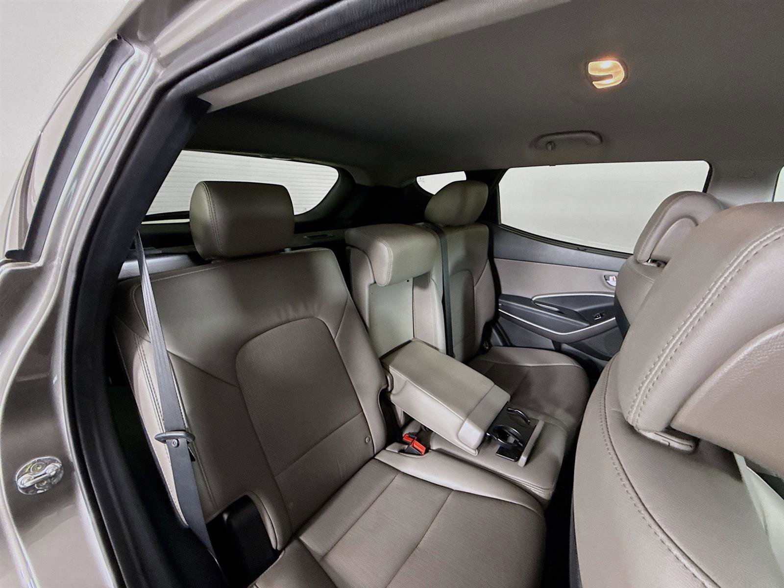 2016 Hyundai Santa Fe Sport Base photo 23