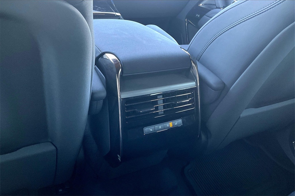 2025 Land Rover Range Rover Sport SE photo 25