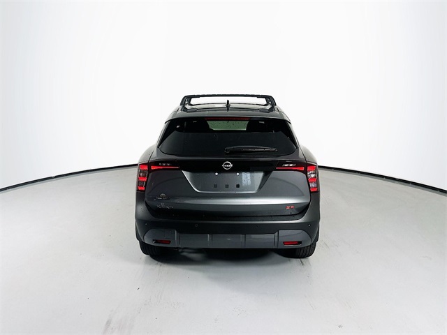 2026 Nissan Kicks SR photo 5