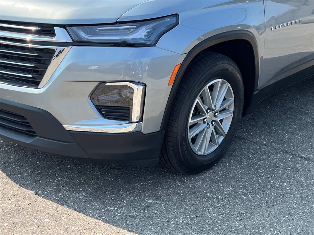 2023 Chevrolet Traverse Cloth photo 7